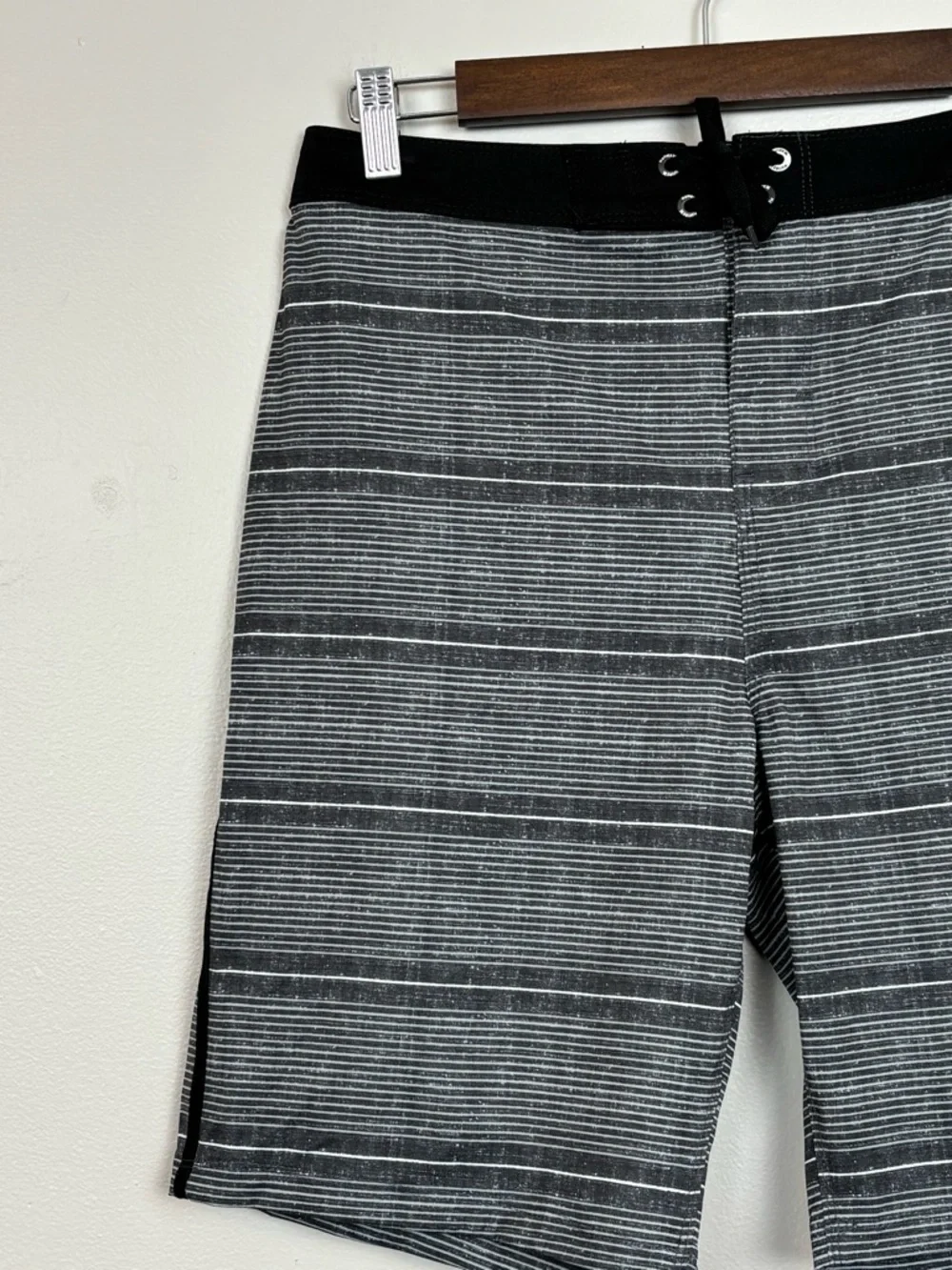 Hurley Boardshorts Boy 18 Gray Stripe 9.5